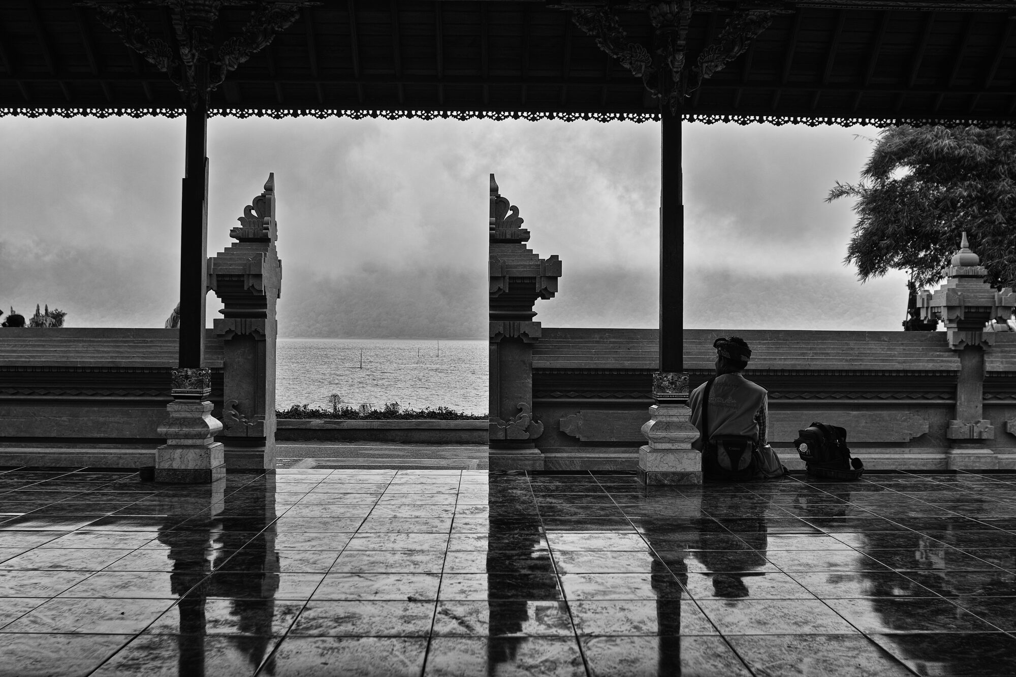 Indonesia 2011 — documentary photograph by Volkan Çolak