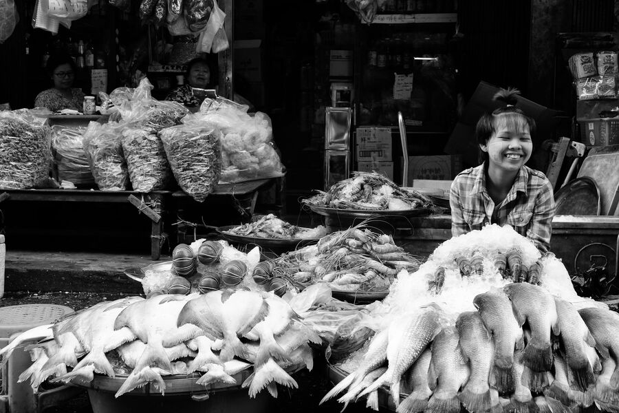 Yangon, Myanmar 2019 — documentary photograph by Volkan Çolak