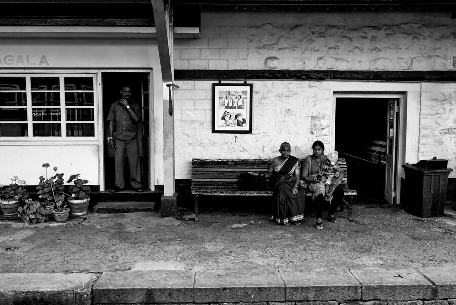 Nanu Oya, Sri Lanka 2016 — documentary photograph by Volkan Çolak